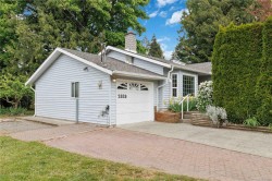 2626 Ernhill Dr Langford, BC V9C 3N7