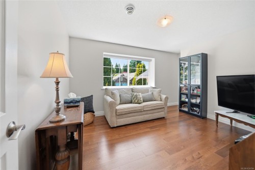 589 Belyea Rd, Qualicum Beach, BC 