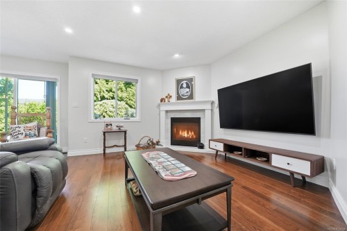 589 Belyea Rd, Qualicum Beach, BC 