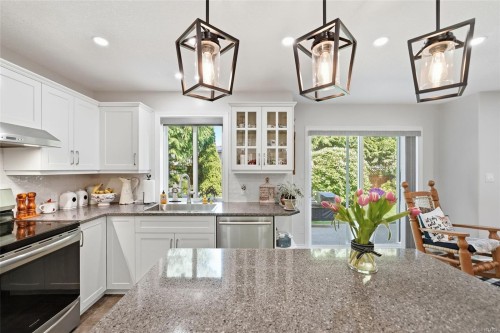 589 Belyea Rd, Qualicum Beach, BC 