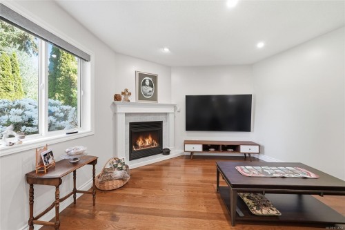 589 Belyea Rd, Qualicum Beach, BC 