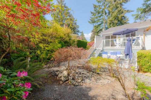 1345 Garrett Pl, Cowichan Bay, BC 