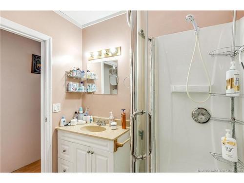 16 Field Rd, Saint John, NB 