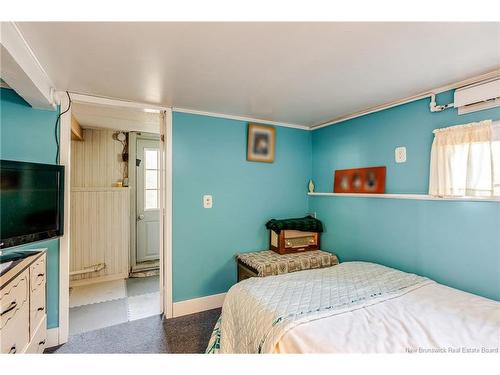 16 Field Rd, Saint John, NB 