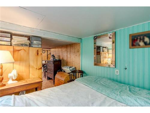 16 Field Rd, Saint John, NB 
