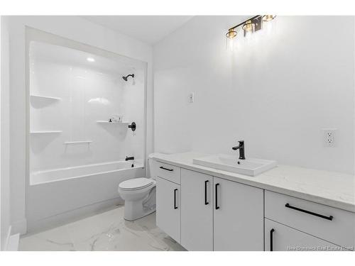 184 Carrington Dr, Riverview, NB 