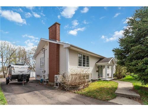 45 Coventry Cres, Moncton, NB 