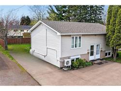 634-636 Elmwood Moncton, NB E1A 2X5