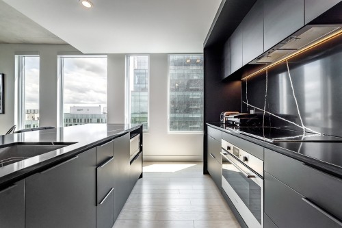 Cuisine - 1422-60 Rue De L'Éclipse, Brossard, QC - Indoor Photo Showing Kitchen