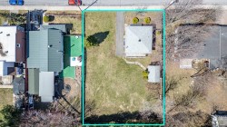 230 Rue Paul  Longueuil (Le Vieux-Longueuil), QC J4L 1A2