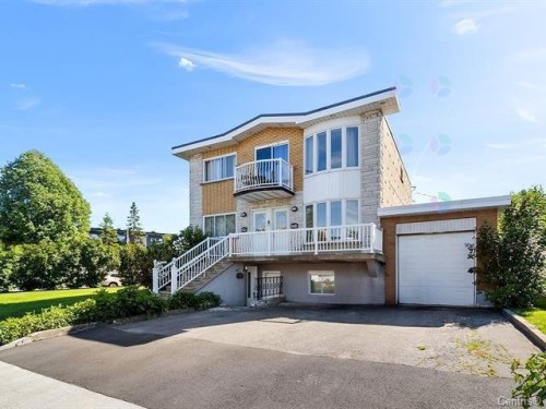 Front of Structure - 1010A Rue Ridgewood, Laval (Chomedey), QC - Outdoor