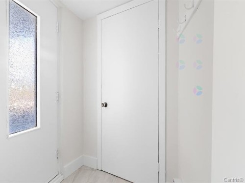 Mud Room - 1010A Rue Ridgewood, Laval (Chomedey), QC - Indoor Photo Showing Other Room