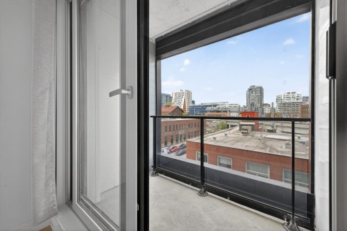 Balcony - 454-101 Rue Peel, Montréal (Le Sud-Ouest), QC -  With Exterior