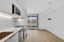 Overall view - 454-101 Rue Peel, Montréal (Le Sud-Ouest), QC  - Indoor Photo Showing Kitchen With Double Sink With Upgraded Kitchen 