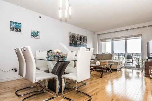 Dining Room - 505-6800 Boul. Henri-Bourassa O., Montréal (Saint-Laurent), QC - Indoor