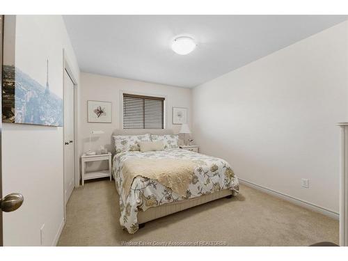 944 Thompson, Windsor, ON 