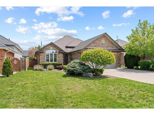 944 Thompson, Windsor, ON 