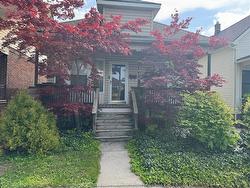 1056 GLADSTONE  Windsor, ON N9A 2R8
