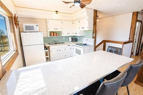 119 Beach Rd, White Mud Falls, MB 