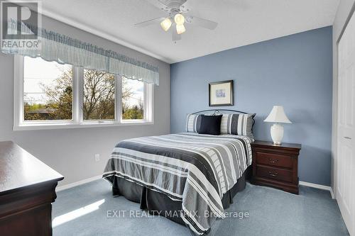 Second bedroom - 1340 Cuthbert Way, Ottawa, ON - Indoor Photo Showing Bedroom