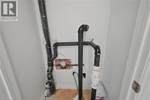 Image quality insufficient for description - 3 Hagar Street, Thorold, ON - Indoor