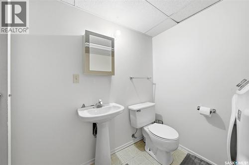 301 Clover Avenue, Dalmeny, SK - Indoor Photo Showing Bathroom