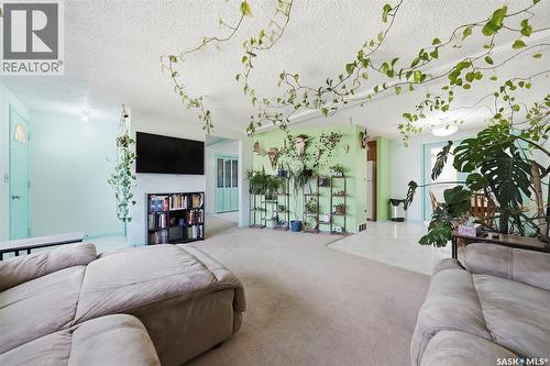 301 Clover Avenue, Dalmeny, SK - Indoor