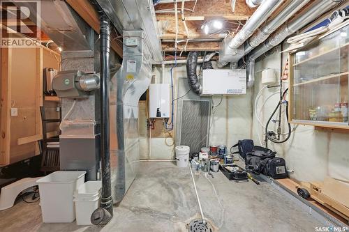 463 Buckwold Cove, Saskatoon, SK - Indoor Photo Showing Basement