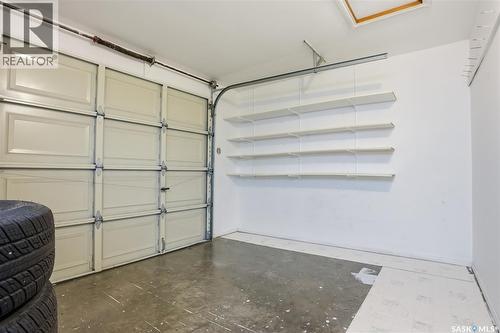 36 Morris Drive, Saskatoon, SK - Indoor Photo Showing Garage