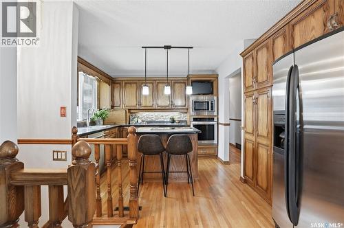 36 Morris Drive, Saskatoon, SK - Indoor Photo Showing Kitchen With Stainless Steel Kitchen