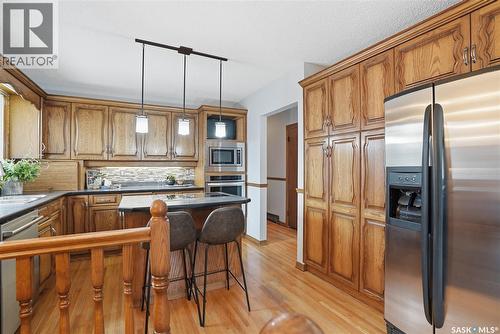 36 Morris Drive, Saskatoon, SK - Indoor Photo Showing Kitchen With Stainless Steel Kitchen
