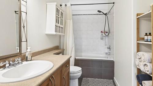 223 Murtle Road, Clearwater, BC - Indoor Photo Showing Bathroom