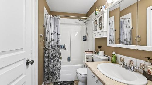 223 Murtle Road, Clearwater, BC - Indoor Photo Showing Bathroom