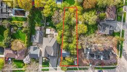 218 JENNINGS CRESCENT  Oakville, ON L6L 1W1
