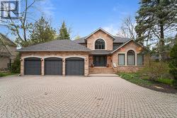 495 MEADOW WOOD ROAD  Mississauga, ON L5J 2S4