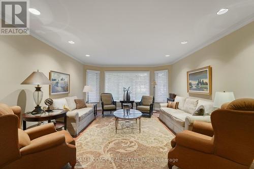 495 Meadow Wood Road, Mississauga, ON - Indoor Photo Showing Living Room