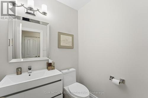 495 Meadow Wood Road, Mississauga, ON - Indoor Photo Showing Bathroom