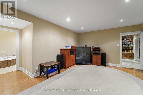 495 Meadow Wood Road, Mississauga, ON - Indoor