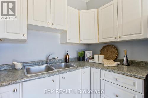 292 Fairfield Avenue, Hamilton, ON - Indoor Photo Showing Kitchen With Double Sink