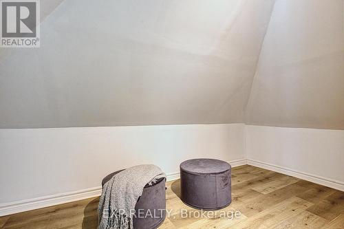 292 Fairfield Avenue, Hamilton, ON - Indoor Photo Showing Other Room
