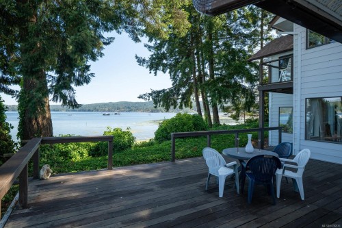 6007 Sooke Rd, Sooke, BC 