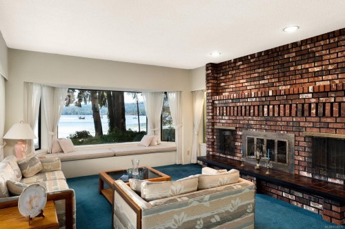 6007 Sooke Rd, Sooke, BC 