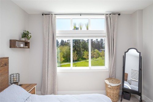 5-10480 Resthaven Dr, Sidney, BC 