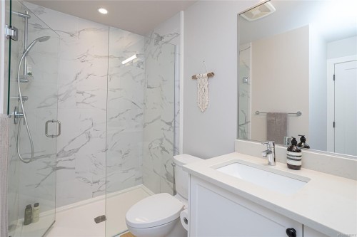 5-10480 Resthaven Dr, Sidney, BC 