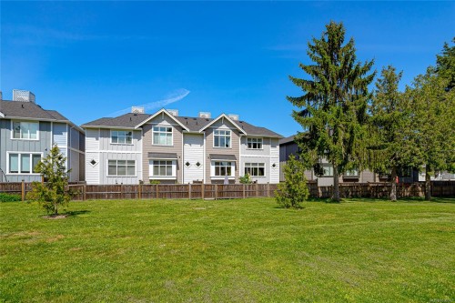 5-10480 Resthaven Dr, Sidney, BC 