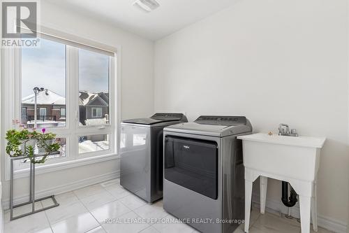 845 Snap Hook Crescent, Ottawa, ON - Indoor Photo Showing Laundry Room