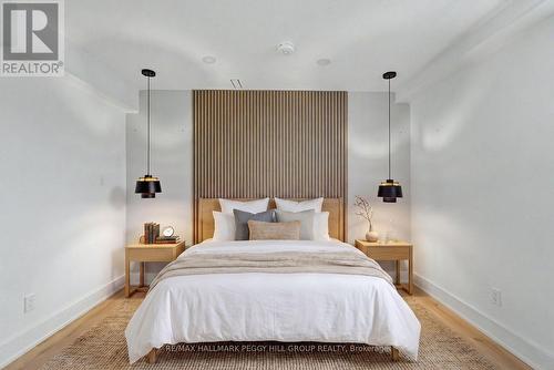 96 Redmond Crescent, Springwater, ON - Indoor Photo Showing Bedroom