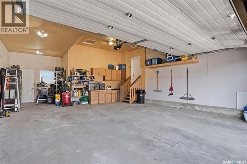 102 Keedwell Street, Saskatoon, SK - Indoor Photo Showing Garage