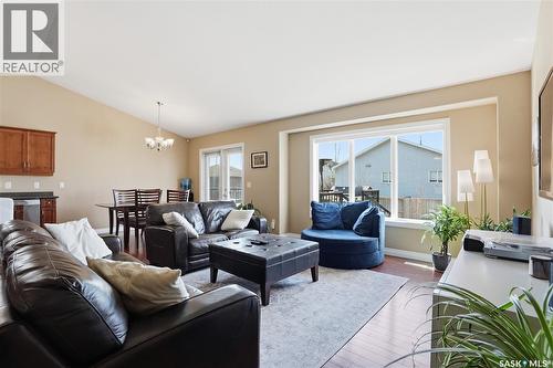 102 Keedwell Street, Saskatoon, SK - Indoor Photo Showing Living Room