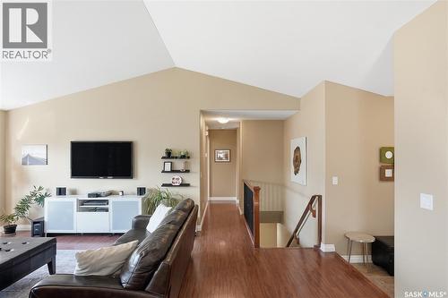 102 Keedwell Street, Saskatoon, SK - Indoor Photo Showing Living Room